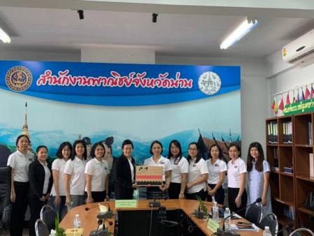 ที่ปรึกษาการพาณิชย์ (นางสาววันเพ็ญ นิโครวนจำรัส) นำทีมงานเตรียมความพร้อมรับการตรวจประเมินมาตรฐานศูนย์ราชการสะดวก (GECC) ของสำนักงานปลัดกระทรวงพาณิชย์